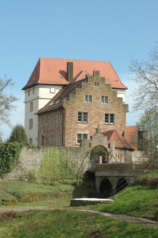 Schloss Neuburg Hotel Mosbach  Eksteriør billede