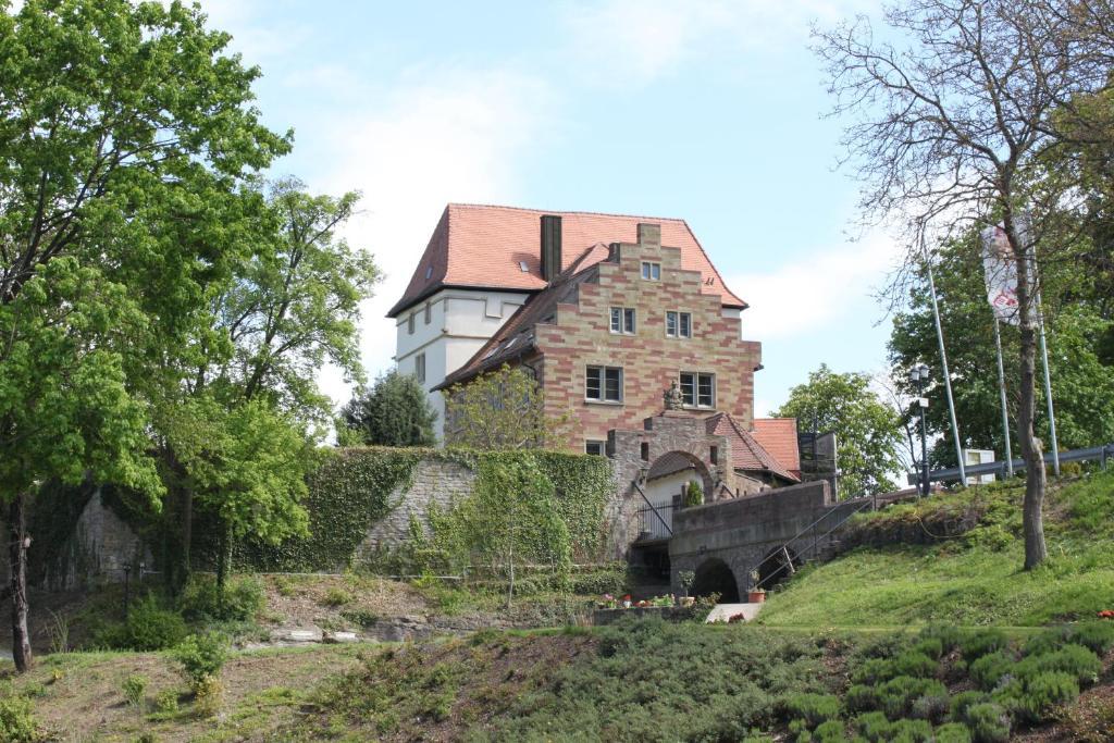 Schloss Neuburg Hotel Mosbach  Eksteriør billede